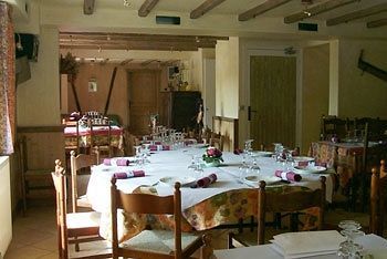 Hotel Les Bernards 2*